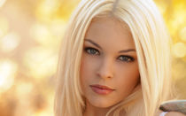 Brunettes Mercedes and